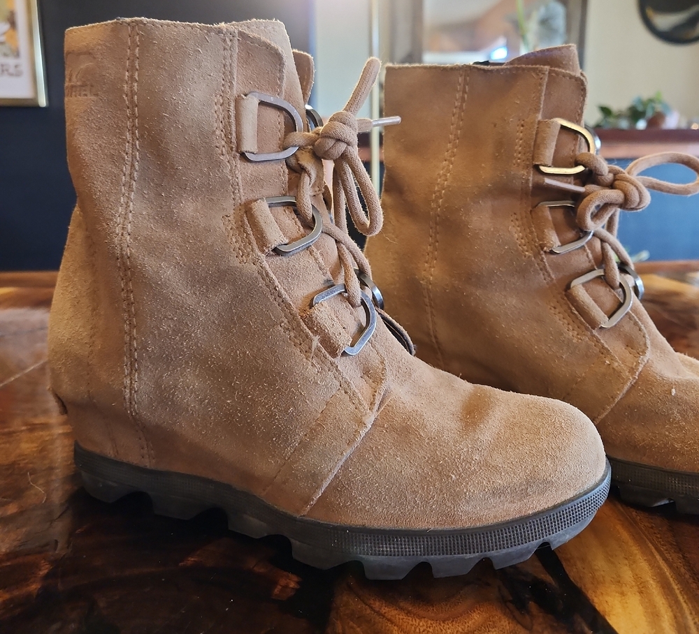 Sorel Women's Brown Lace Up Boots